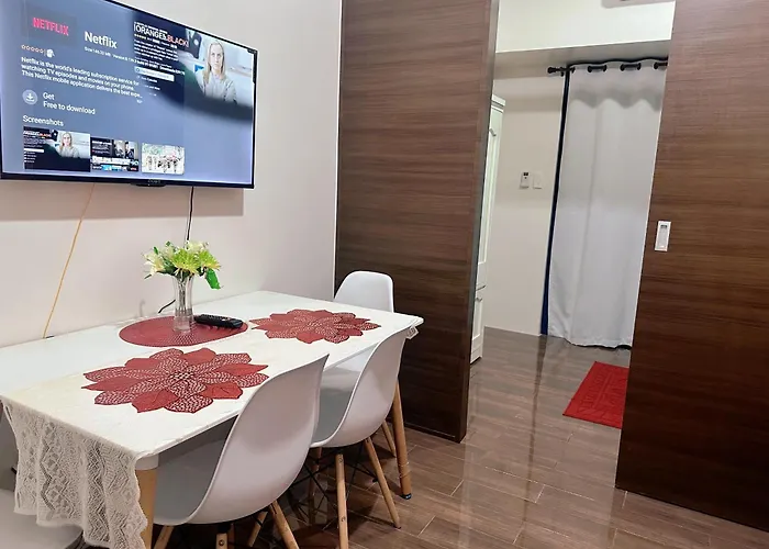 Aparthotel Makati Ph 4*